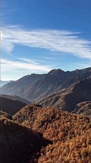 Frente al inexorable desarrollo y avance vertiginoso de la IA (una herramienta espectacular, por cierto)...pueda ser que, estar en la Naturaleza, cobre cada vez mas sentido al momento de querer conectarnos con "lo real".

Últimas luces al atardecer en la precordillera de San Fernando.

22'05'2026.